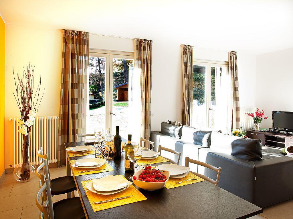Tremezzo Residence-11 Apartments To Choose From In An Exclusive Residence By Italian Apartments Екстер'єр фото